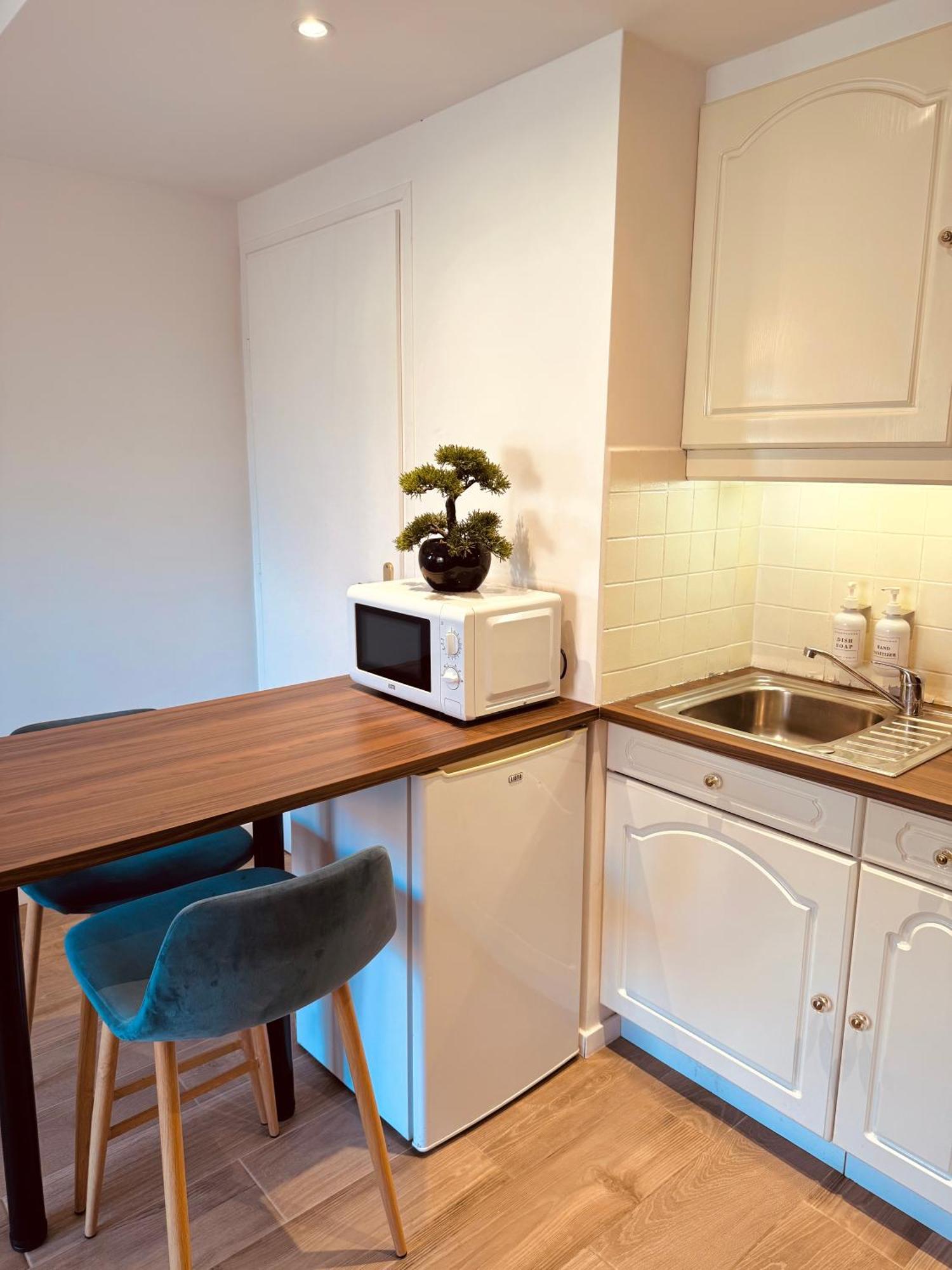 Claelle Appartment - 200M Beach มองเดอลิเยอลานาปูล ภายนอก รูปภาพ