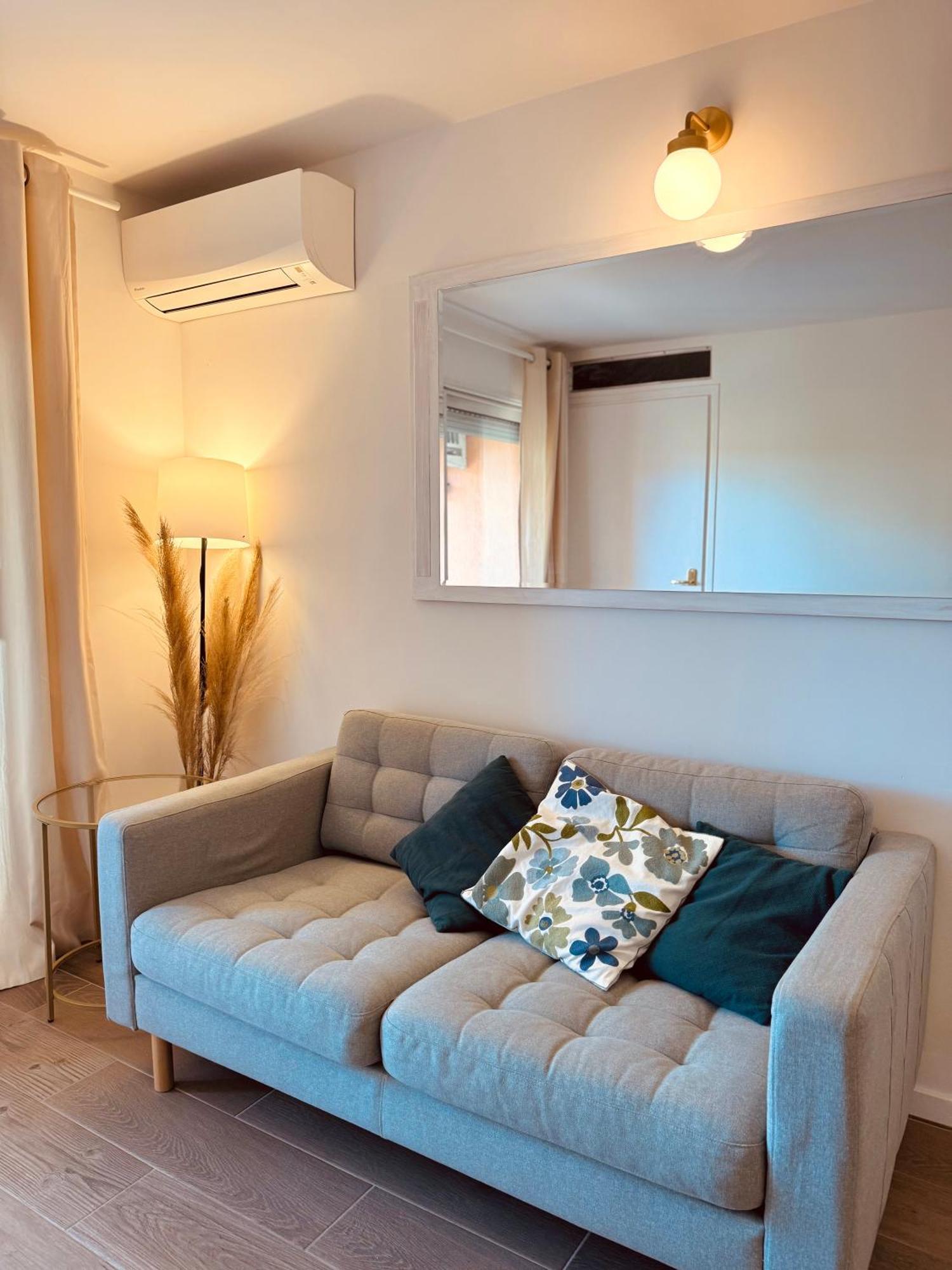 Claelle Appartment - 200M Beach มองเดอลิเยอลานาปูล ภายนอก รูปภาพ